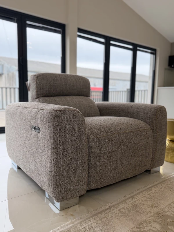 Toronto Electric Recliner